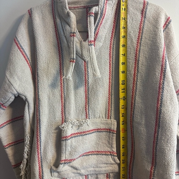 Striped Baja Hoodie with Front Pocket Distressed Size Medium - Picture 7 of 8